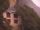 Day 2 : Monjo to Thami.\r\nOne of Thamis cliff homes near the monastery.